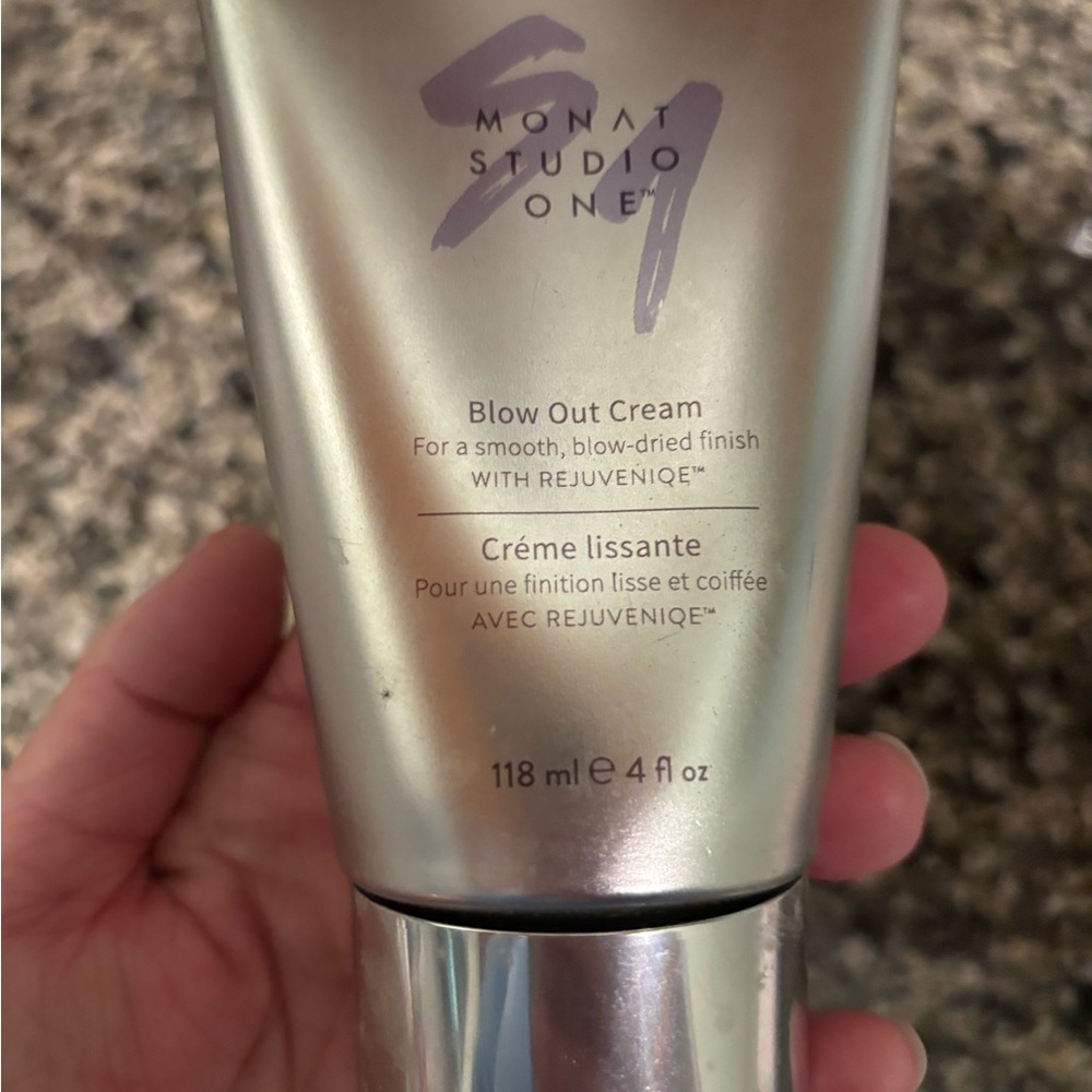 Monat Studio One Blow Out Cream